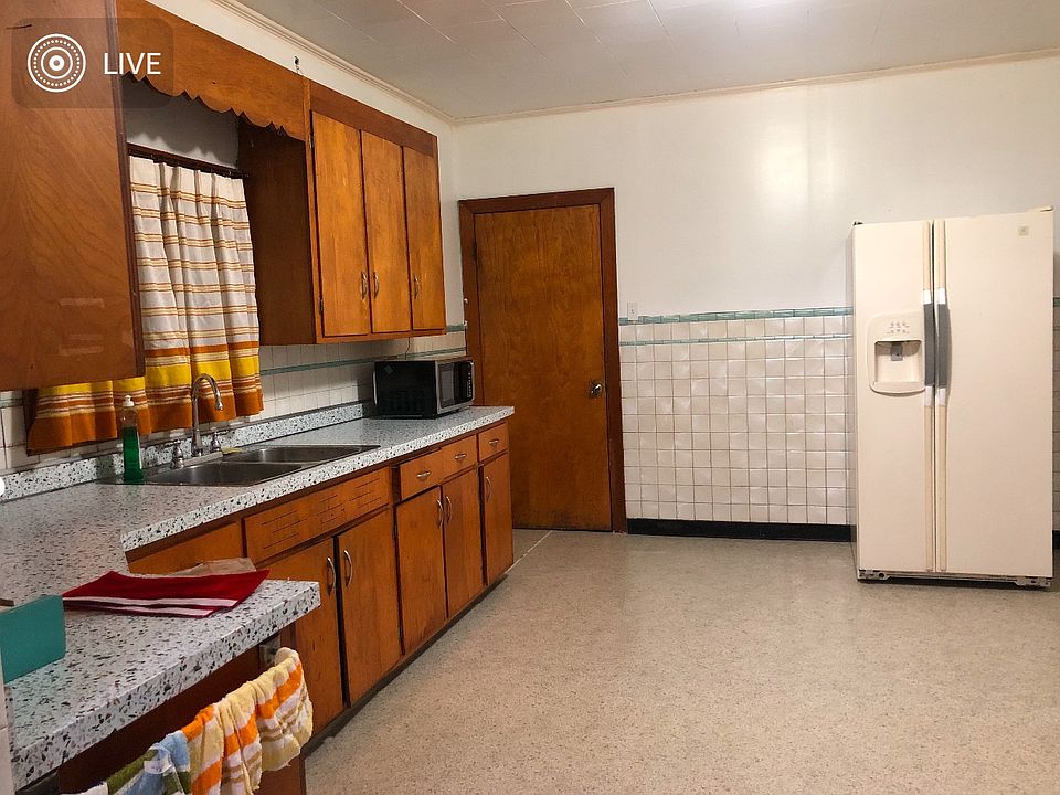 1st image of 26 Peck St #1