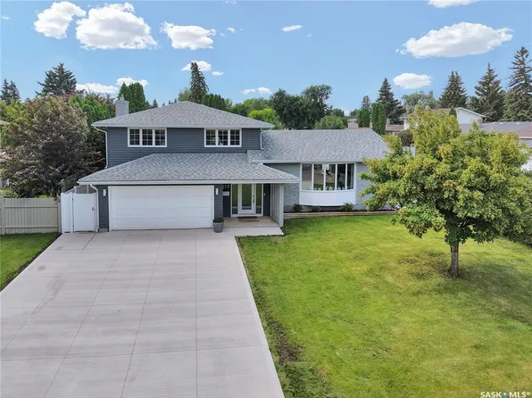217 Mount Allison CRESCENT, Saskatoon, SK S7H 4G6