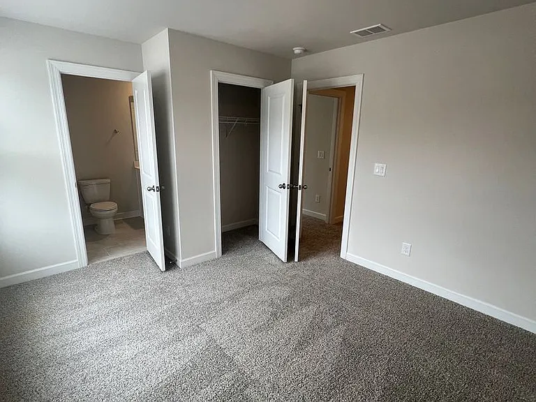 1725 Braemar Village Dr — Photo 13