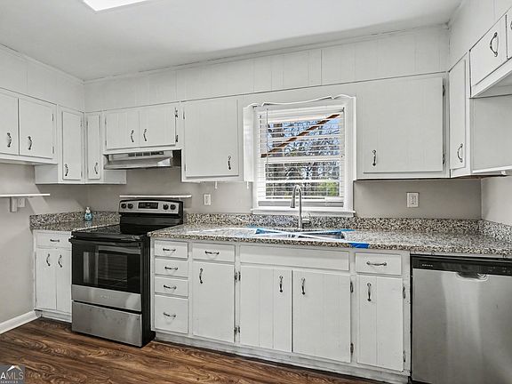 5th image of 3963 Kirksford Dr