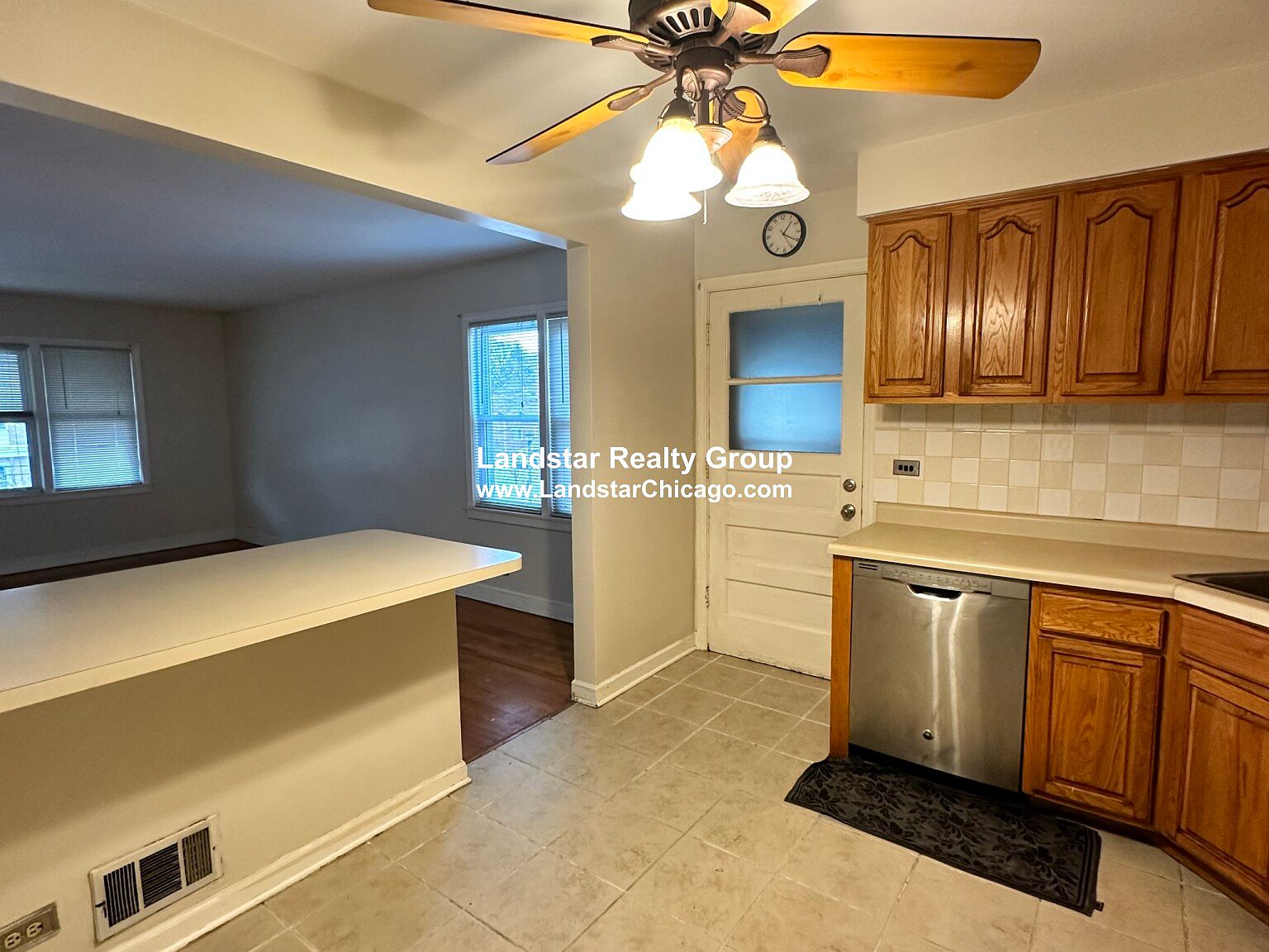 7635 Knox Ave 2, Skokie, IL 60076 Zillow