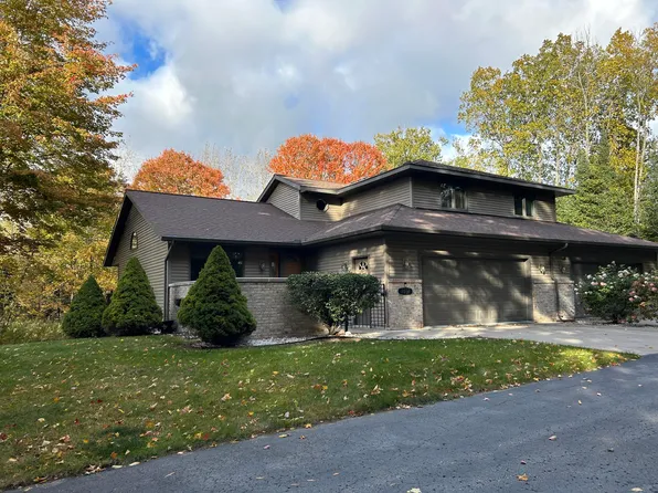 2054 Wyndham Ln, Alpena, MI 49707