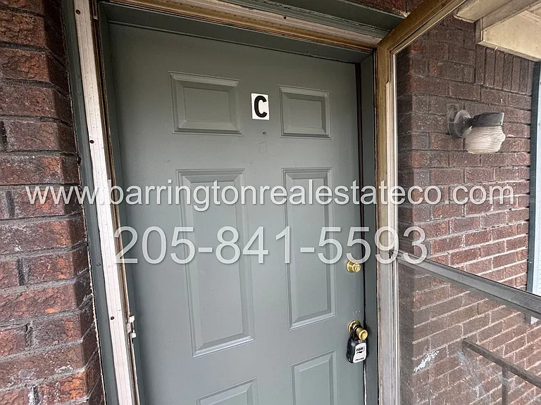 1415 Virginia St #C — Photo 2