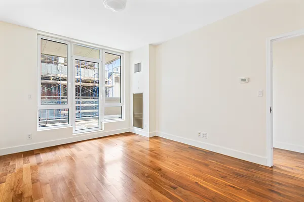 Rented by Compass | media 19