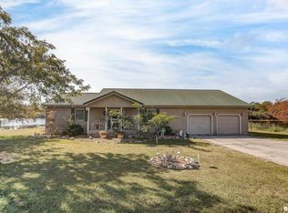 5311 E Bonnie Rd, Waltonville, IL 62894