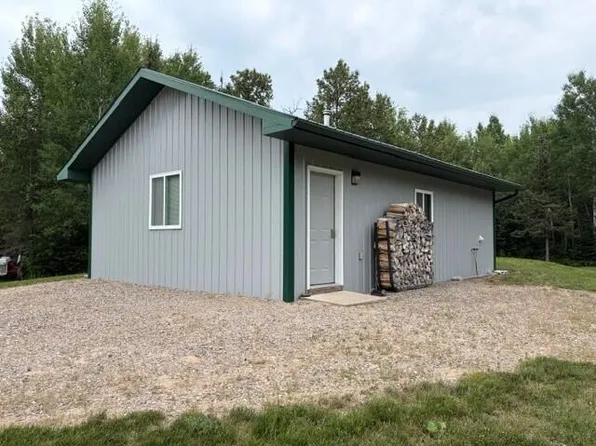8001 W Kallio Rd, Kinross, MI 49780