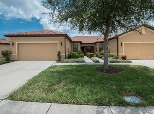 215 Shell Falls Dr, Apollo Beach, FL 33572