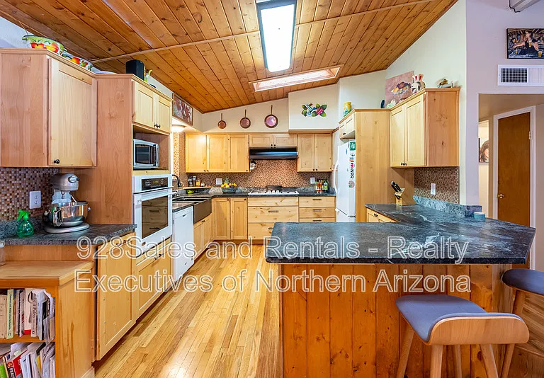 2304 N Talkington Dr — Photo 19