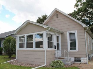 2218 15th St, Rock Island, IL 61201