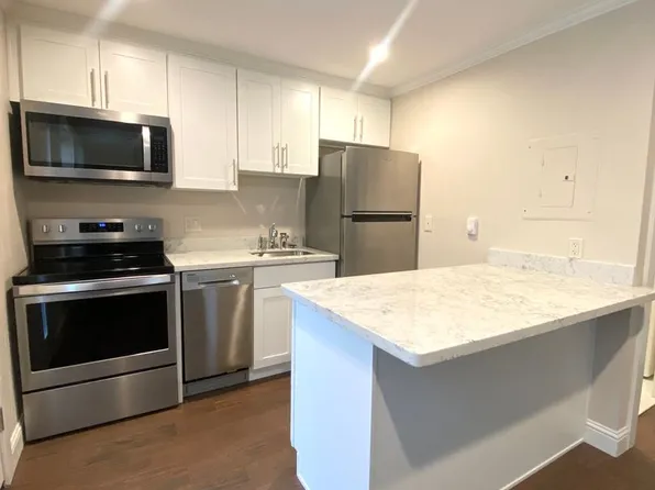 Golf View Apartments