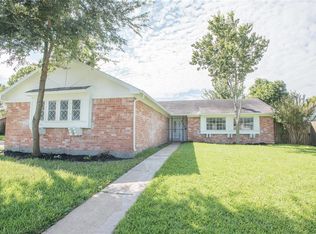 7318 Windvine Dr, Houston, TX 77072