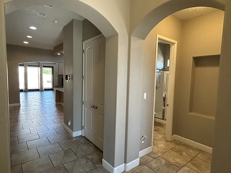 7115 Vista Terraza Dr NW — Photo 3