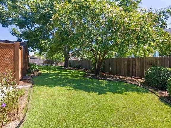 5th image of 950 Vestavia Way