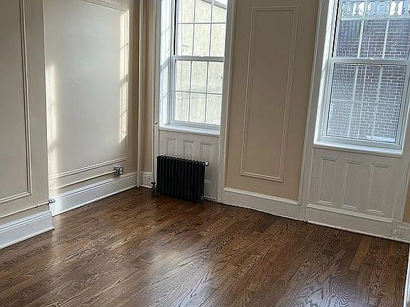 3rd image of 11816 101st Ave Floor 2