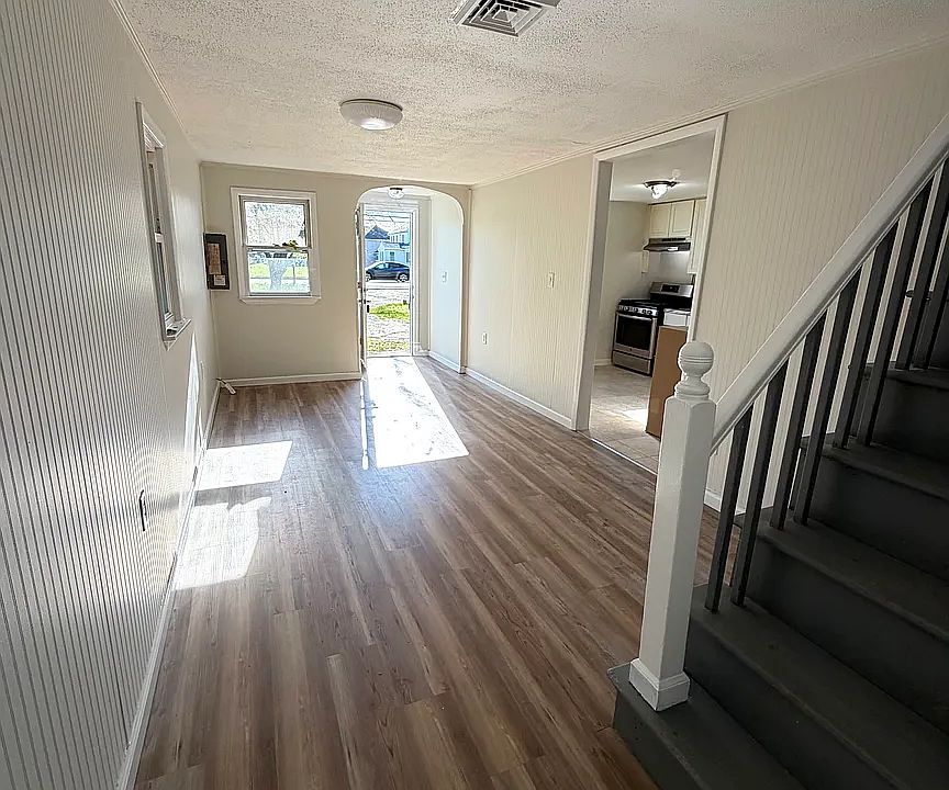 1st image of 267 Toms River Rd