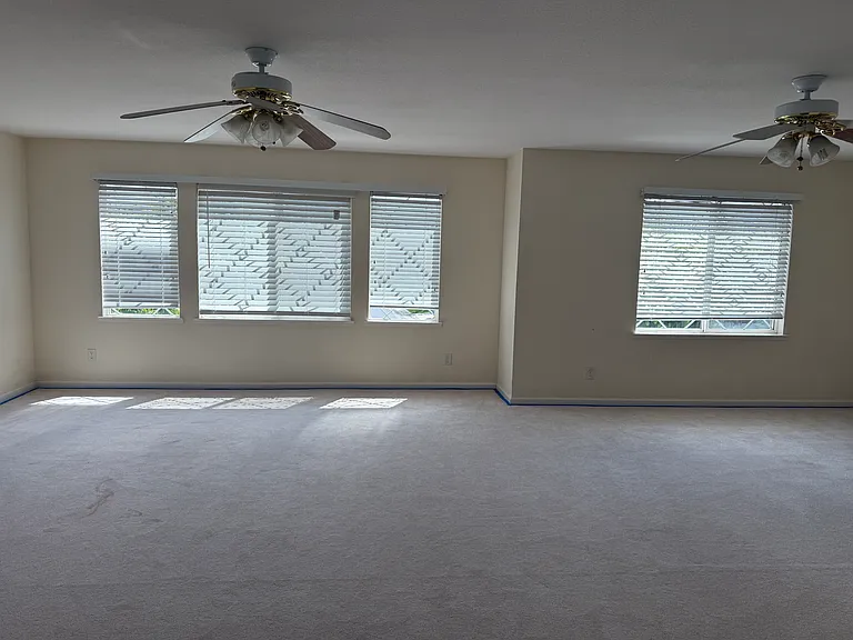 5049 Pine Lake Ct — Photo 21