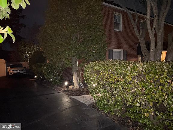 4th image of 2980 Croyden Rd