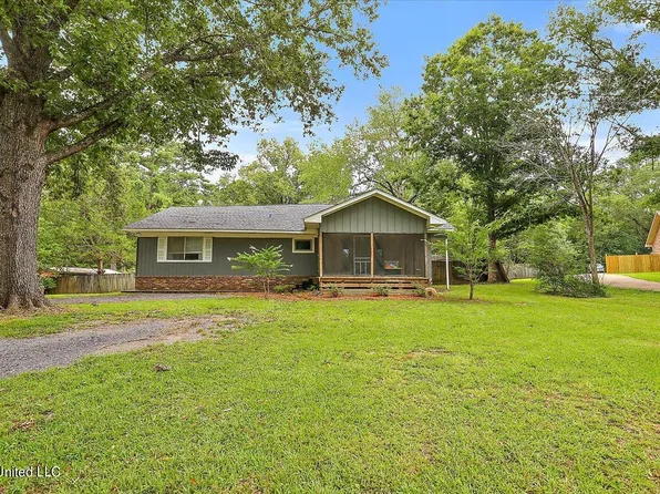 1122 Davis Cv, Jackson, MS 39209