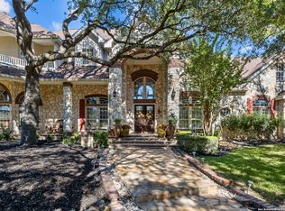 8040 Rolling Acres Trail, Fair Oaks Ranch, TX 78015