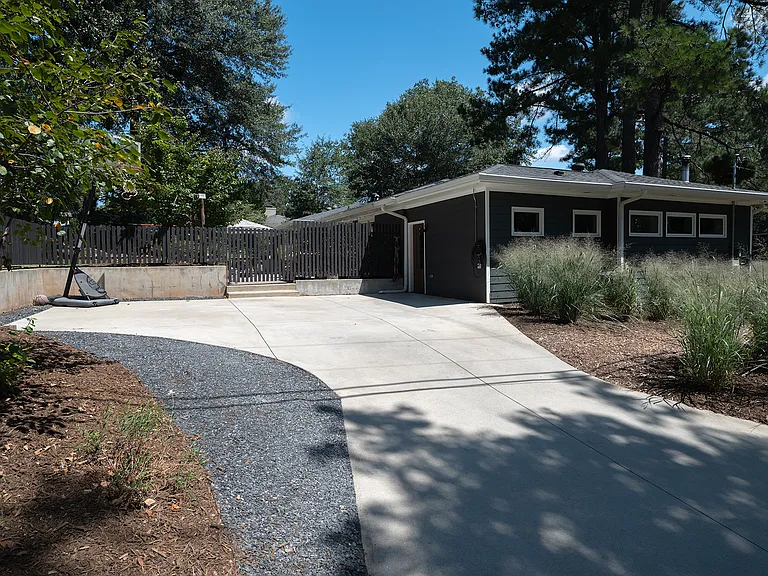 160 Gran Ellen Dr — Photo 61