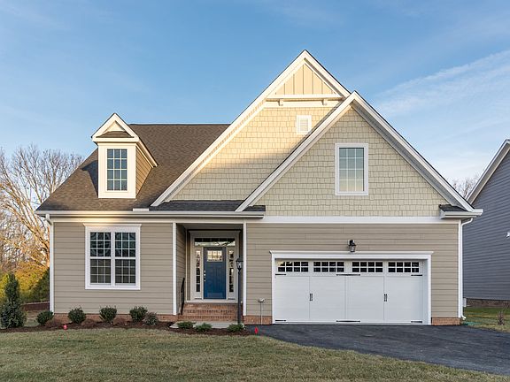 Fulton Folk Victorian Exterior