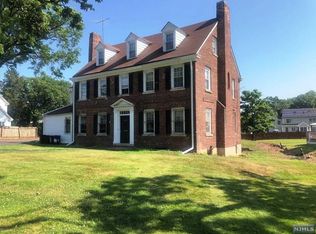 550 Springdale Ave, East Orange, NJ 07017