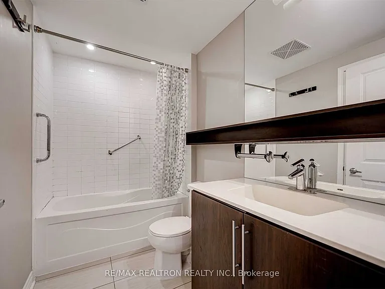 2885 Bayview Ave #223 — Photo 7
