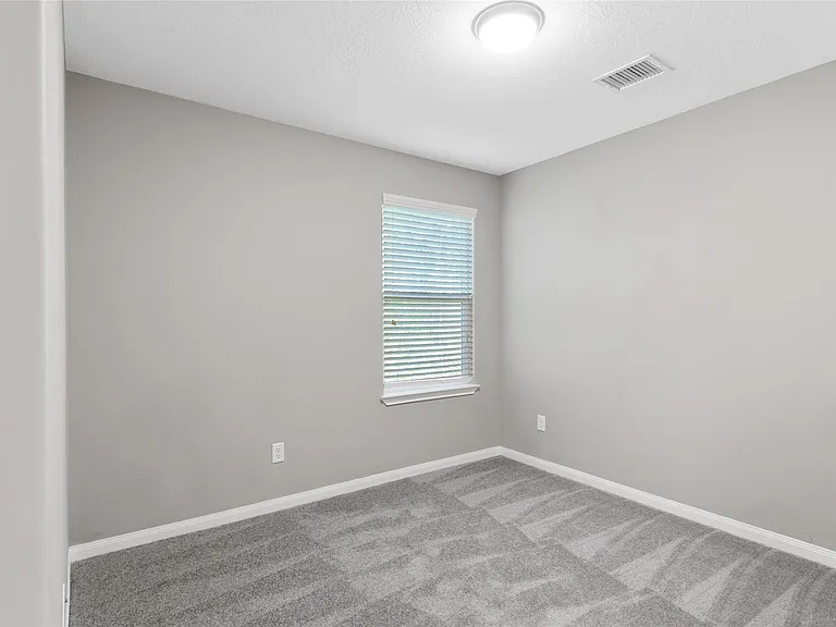 124 Artesian Way — Photo 12