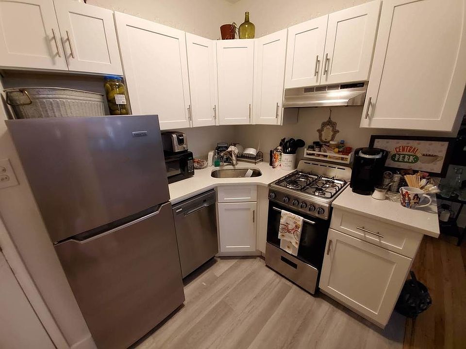 1st image of 112 W 74th St #1F