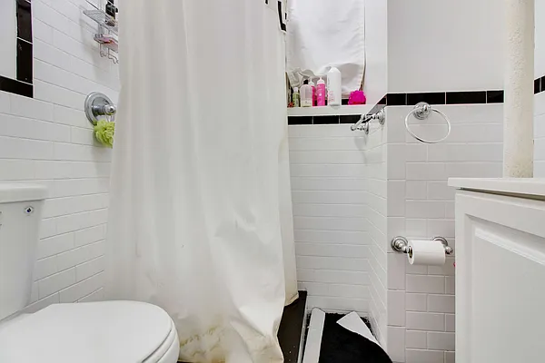 Rented by Compass | media 13