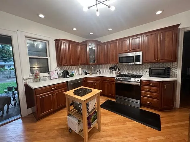 110 Berkeley St #1 — Photo 10