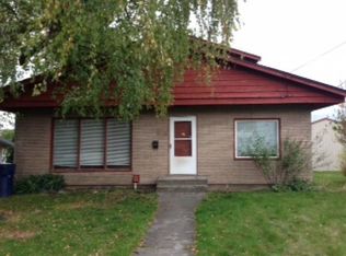 121 E Spruce St #A, Mount Vernon, WA 98273