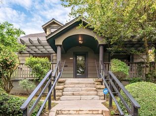 3507 S Corbett Ave, Portland, OR 97239