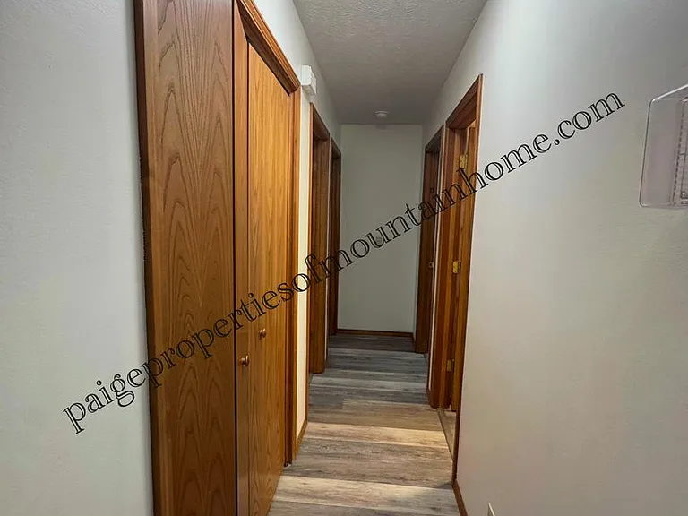 313 Bomber Blvd — Photo 22