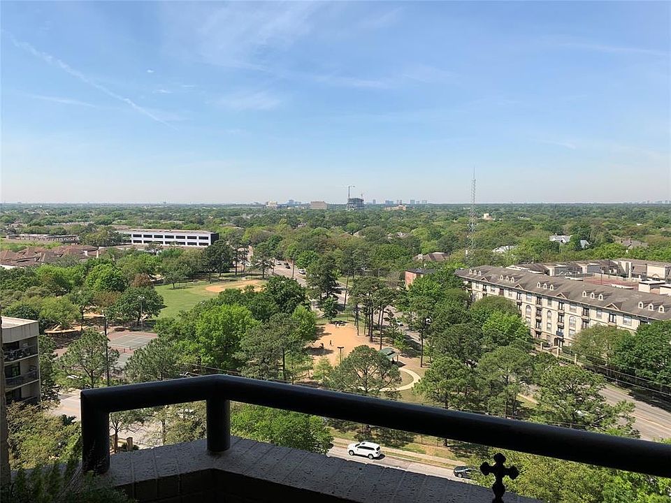 1st image of 651 Bering Dr Unit 1304