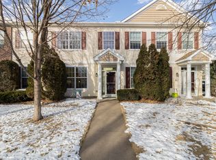 3021 Germain St N UNIT 4, Maplewood, MN 55109
