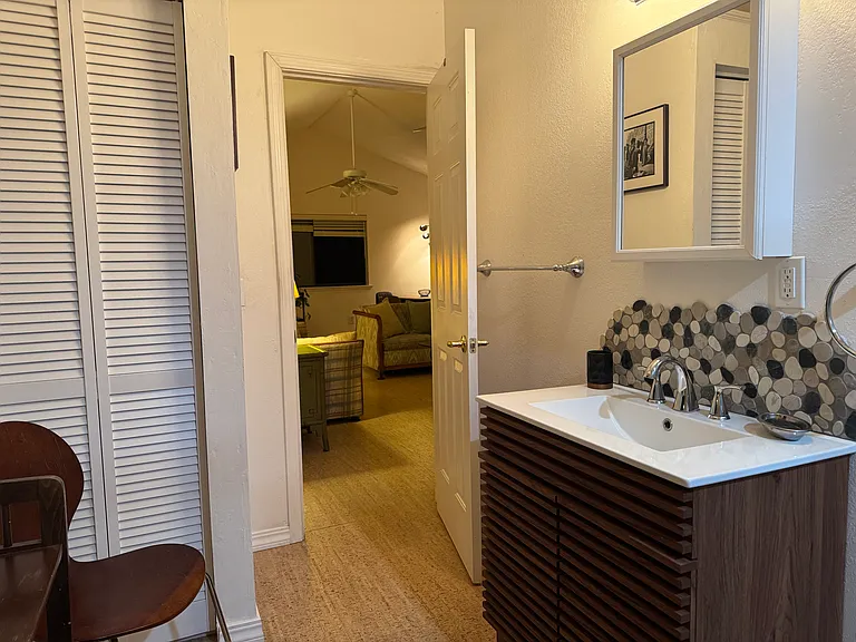 13717 Witt Ln — Photo 13