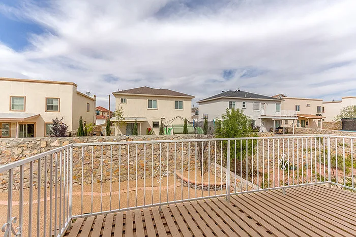 12233 Iverson Ct — Photo 25