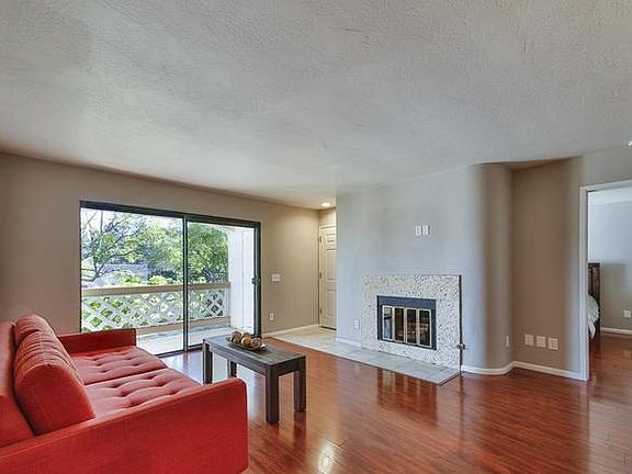 3rd image of 9419 Fairgrove Ln Unit 105