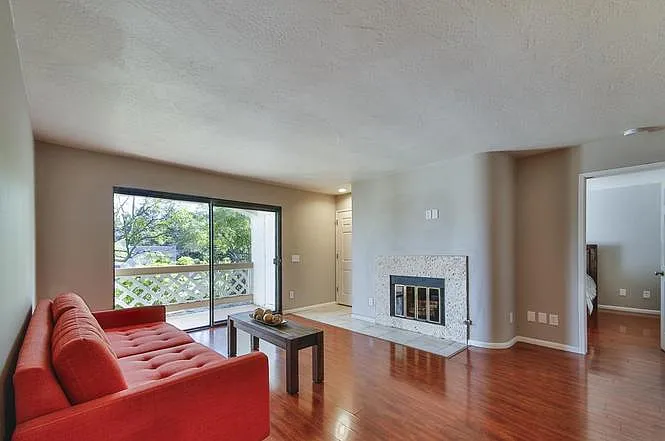 9419 Fairgrove Ln #105 — Photo 3