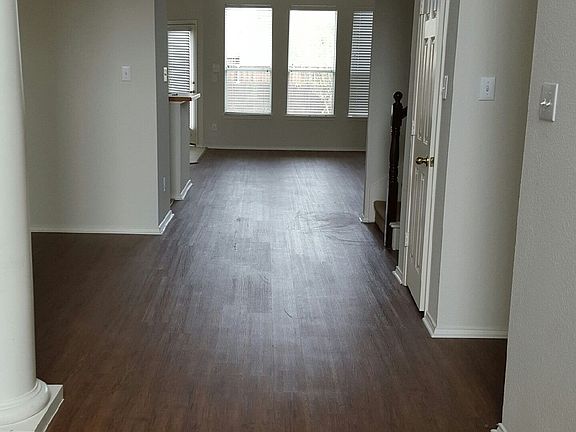3rd image of 6104 Pine Meadow Ln