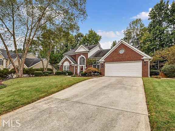 3rd image of 230 Kaolin Ct