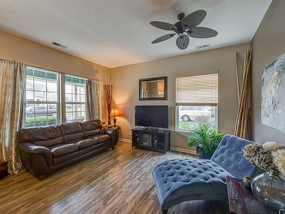 4th image of 120 Wine Blossom Dr