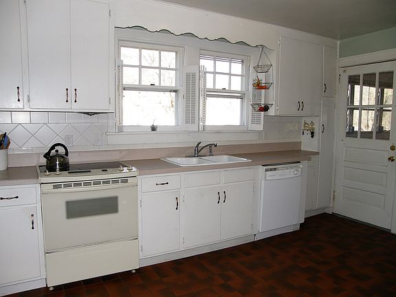 5th image of 1518 Ludwick Heights Ln