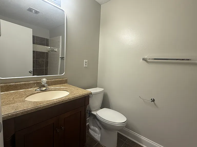 215 Westcliff Cir #C — Photo 10
