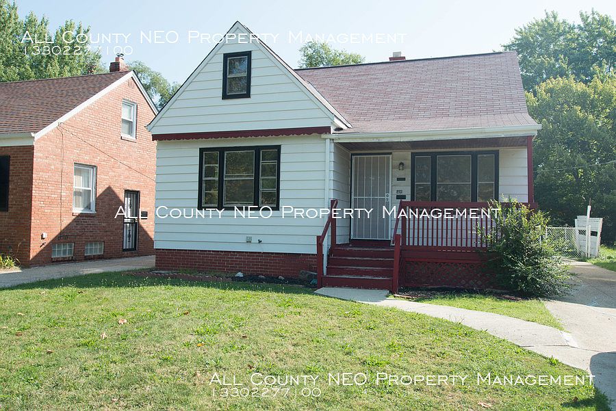 1st image of 1491 E 219th St