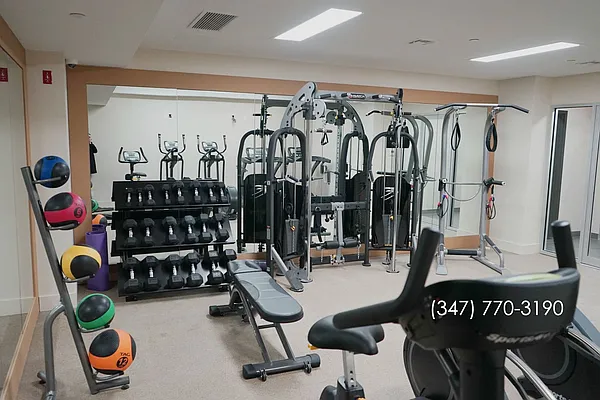 Rented by Manhattan Management LLC | media 49