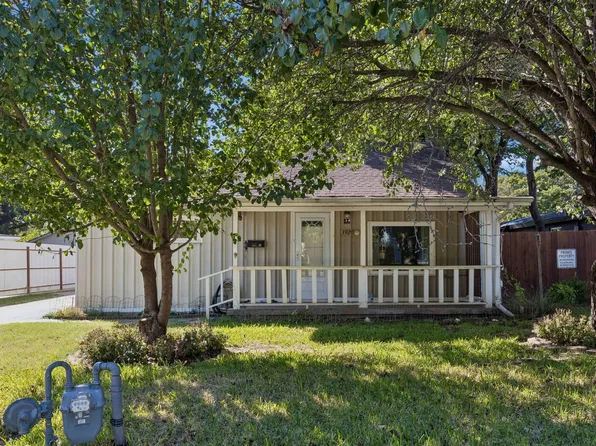 3920 Hollis St, Haltom City, TX 76111