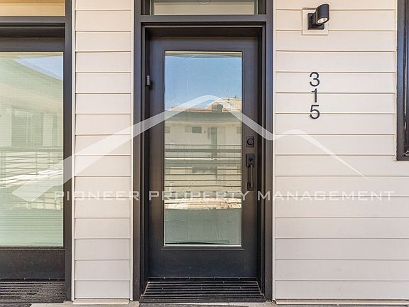 4th image of 2120 N Downing St #315