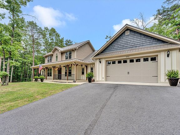 3rd image of 2931 Lindsey Dr